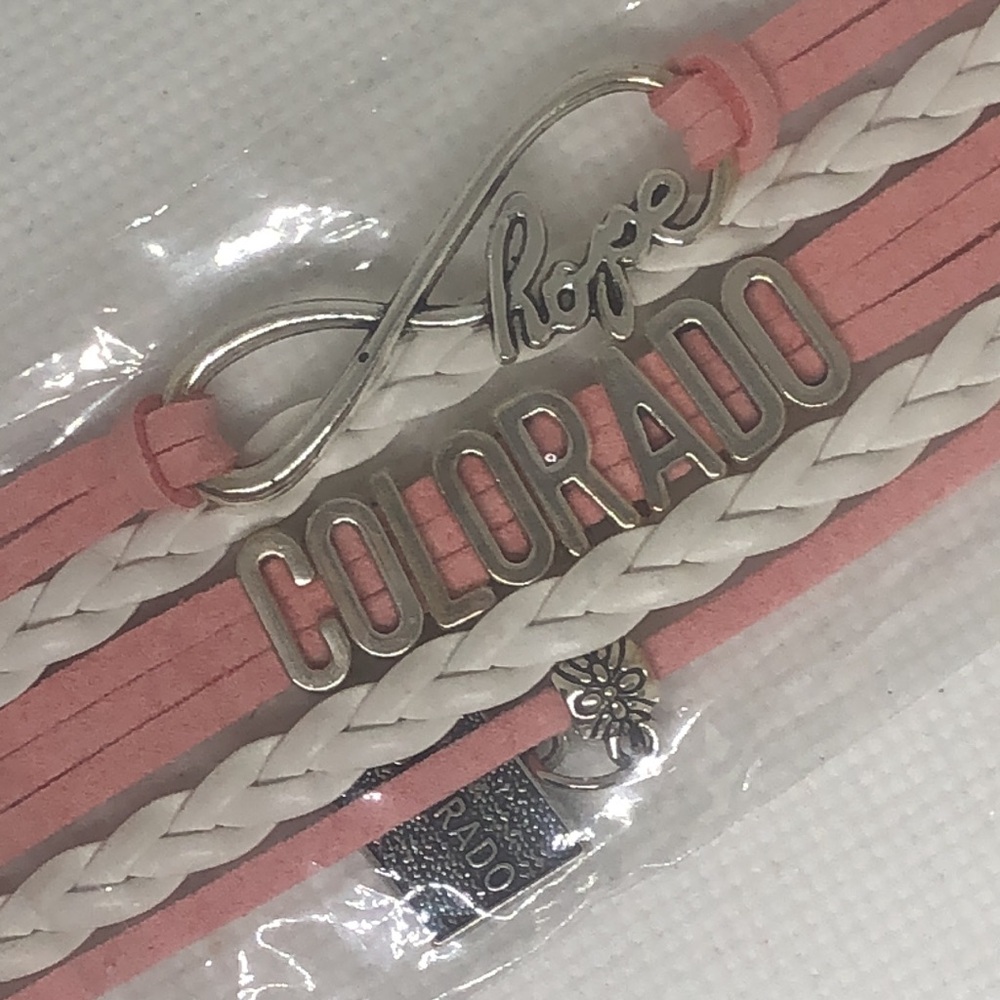 🟢Colorado Bracelet Pink & White Twine Tope Clasp Forever 8 Bracelet 6 ($15 each)